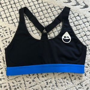 Sports bra